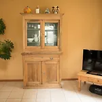 شقة Schuttershuuske مارخْراتين