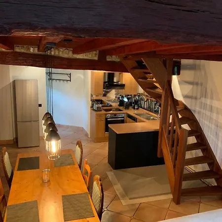 Apartament Schuttershuuske