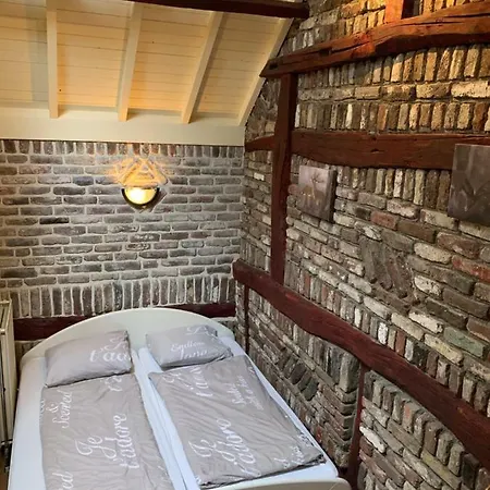 Schuttershuuske Apartment Margraten