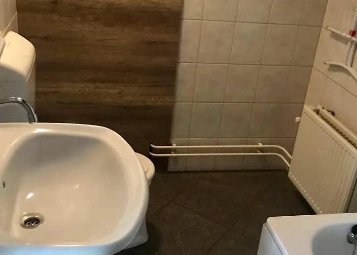 Schuttershuuske شقة مارخْراتين