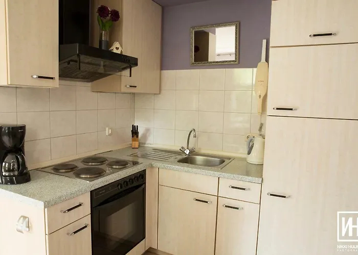 Schuttershuuske * 玛赫拉滕